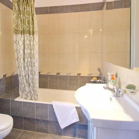 Skala Sleeps 6 Villa *