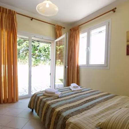 Skala Sleeps 6 Villa *
